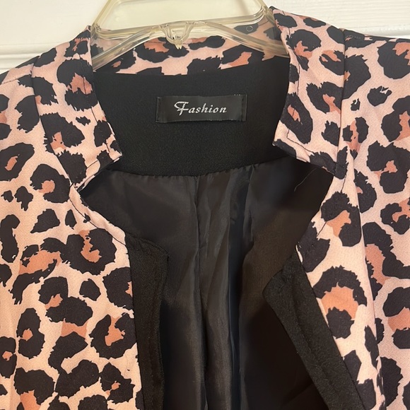 Animal print jacket - Picture 3 of 5